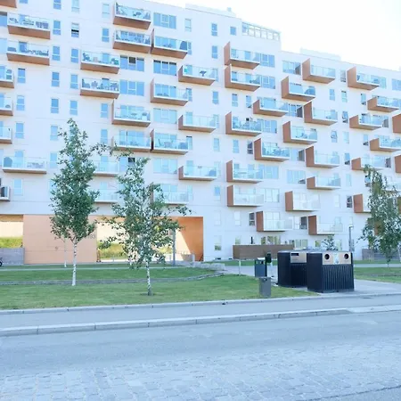 Newly Built 3 Bedroom At Else Alfelts Vej On The Ground Floor Located In Copenhagens Popular Area Restad On Amager, Apartament
